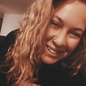 Meet your Posher, Veronique
